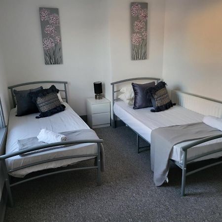 קולצ'סטר Vetrelax 4Bedroom House With Garden And Parking מראה חיצוני תמונה