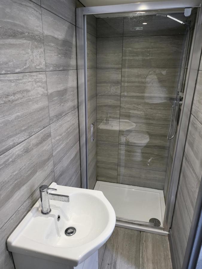 קולצ'סטר Vetrelax 4Bedroom House With Garden And Parking מראה חיצוני תמונה
